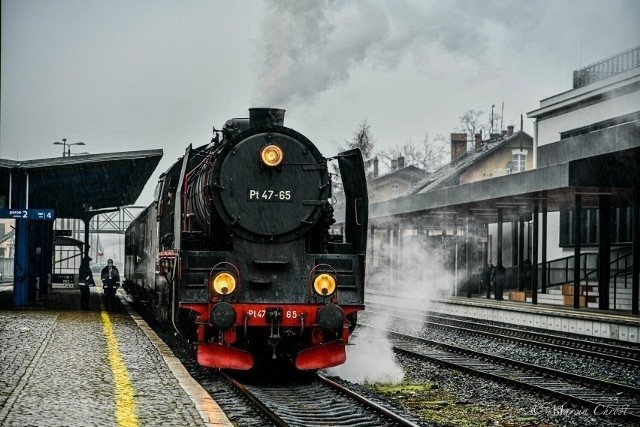 W październiku 2022 roku do Kolina w Czechach został przetransportowany parowóz Pt47-65, gdzie wykonana został rewizja wewnętrzna jego kotła. Parowóz znajduje się obecnie w Lesznie