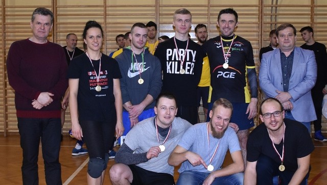 Tak Drużyna Marzeń - Dream Team - fetowała zwycięstwo w turnieju w Opatowcu.