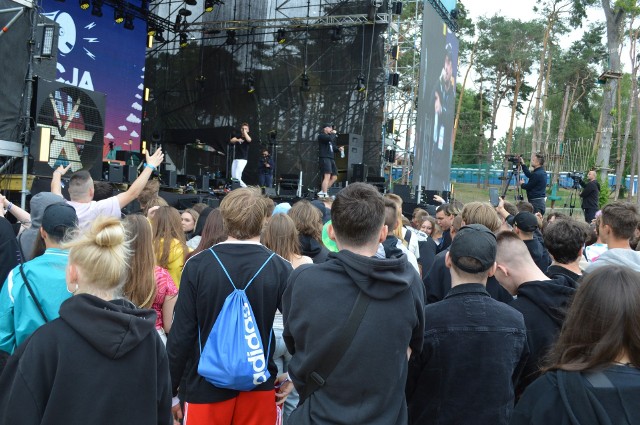 Rap Stacja Festiwal 2022, który odbywa się w Sławie to największa impreza tego lata! ZOBACZCIE ZDJĘCIA z pierwszego dnia festiwalu >>>