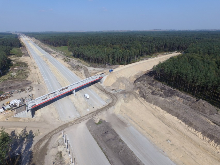 Zdjęcia z budowy autostrady A1 na śląskim odcinku, między...