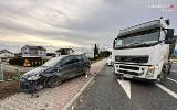 Zderzenie samochodów w Suszcu. Ciężarówka zderzyła się z osobówką. Zobaczcie, co się stało
