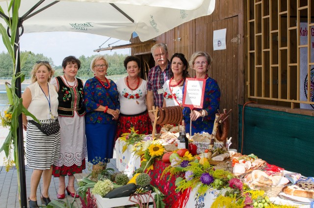 Piknik owocowo-warzywny i Sejmik Kobiet Wiejskiej w Radgoszczy z udziałem kobiet z gmin powiatu krakowskiego 