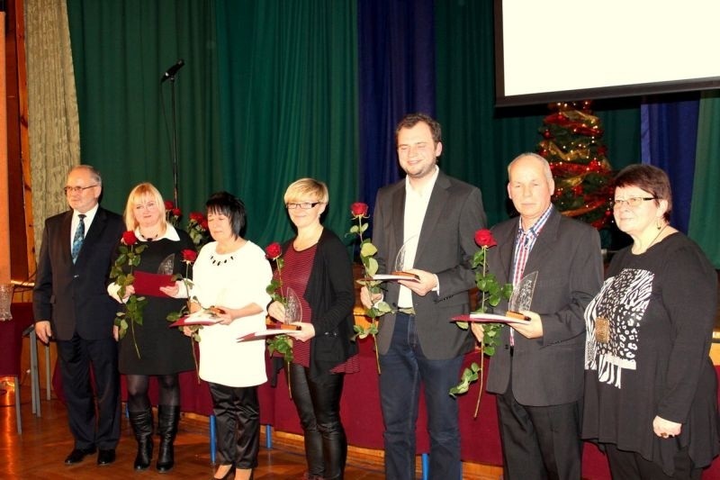 Nominacje do Róż Powiatu otrzymali:...
