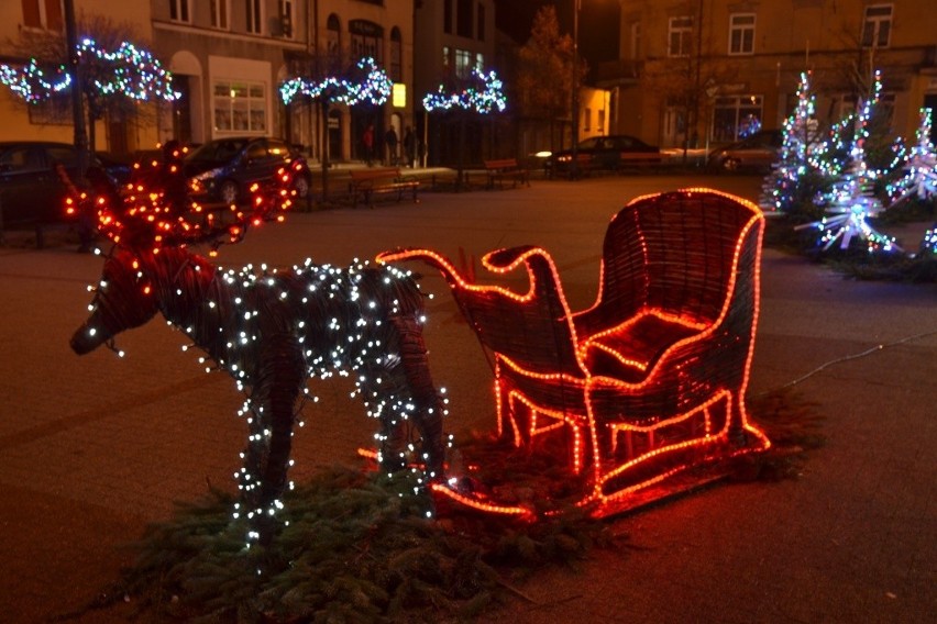 W powiecie lipnowskim szopki cieszą oczy zarówno dzieci, jak i dorosłych. Podobnie jest z iluminacjami świetlnymi [zdjęcia]