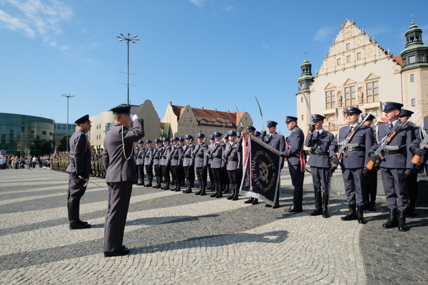 Święto Wojska Polskiego: Poznań świętuje z żołnierzami