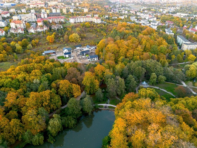 Ponad 400 lat historii. Park Oruński zachwyca każdą porą roku. Jesienią zwłaszcza. Gdzie warto wybrać się na spacer? Właśnie na Orunię!