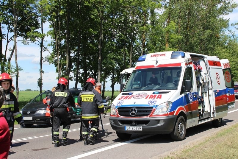 Wypadek w Pilikach. W zderzeniu trzech pojazdów rannych...