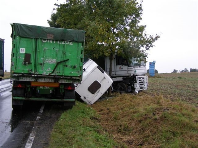 Wypadek na drodze krajowej 46 na wysokości Wójcic w powiecie...