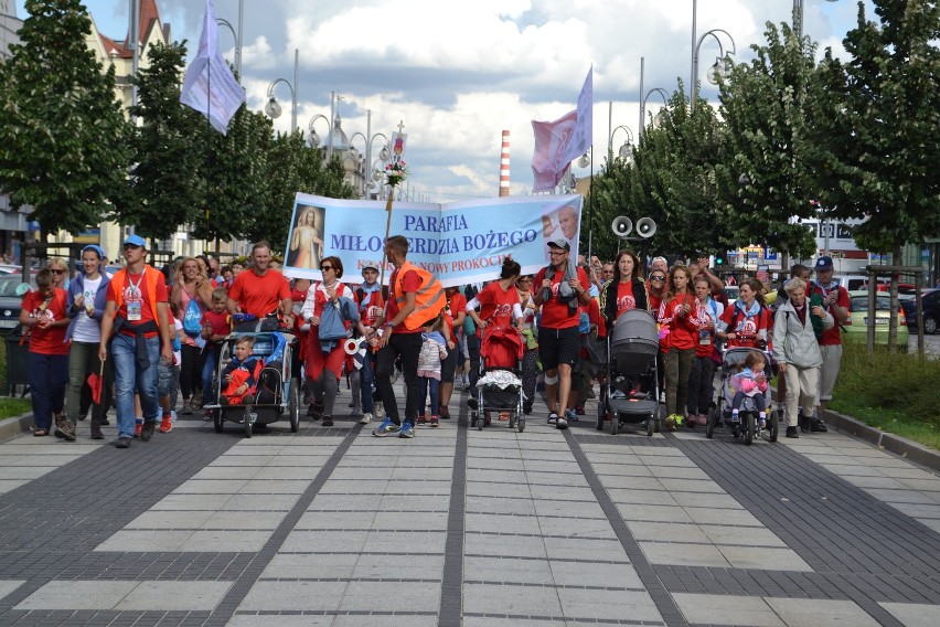 Pielgrzymka Krakowska dotarła na Jasną Górę [ZDJĘCIA]