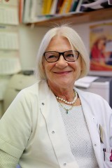 Prof. Barbara Bień: Seniorzy biorą za dużo leków. To może szkodzić ich zdrowiu