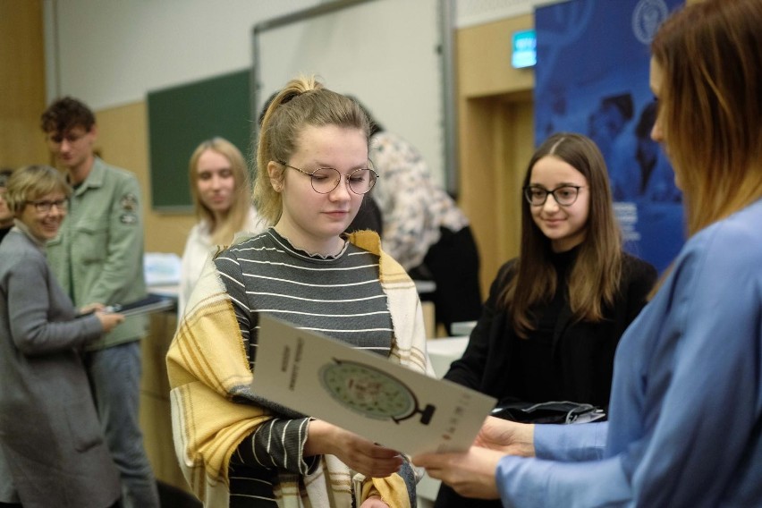 Inauguracja Młodzieżowego Uniwersytetu Przyrodniczego.