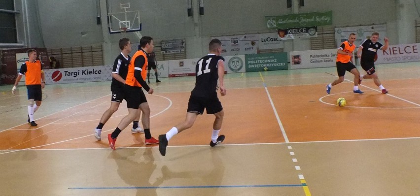 Ciekawe mecze w Świętokrzyskiej Lidze Futsalu. Odbyła się pierwsza kolejka [ZDJĘCIA]