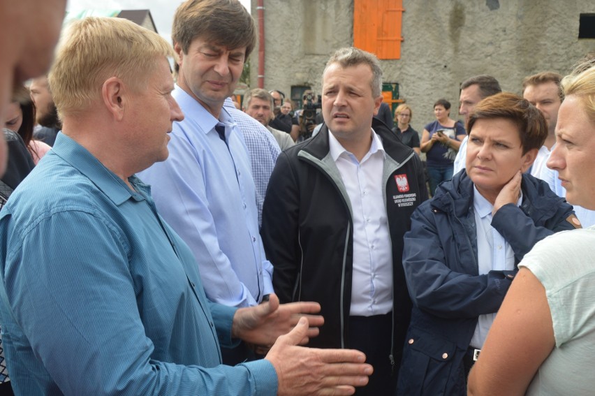 Szefowa polskiego rządu wizytowała tereny dotknięte przez...