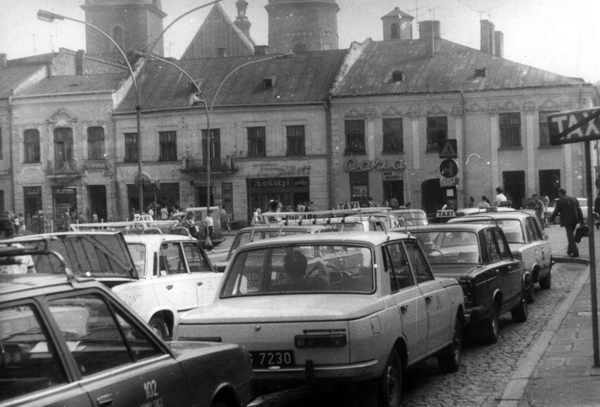 Postój taksówek na Rynku