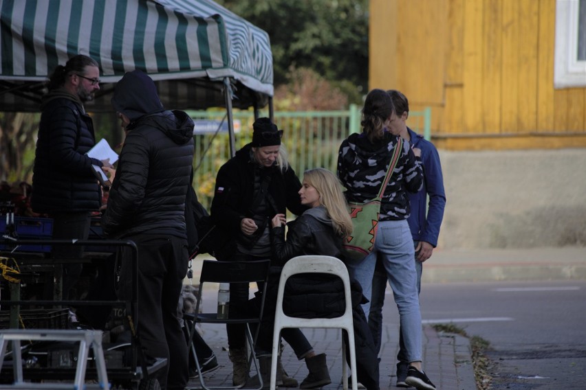 Główną bohaterką jest nieugięta pani mecenas Joanna Chyłka....