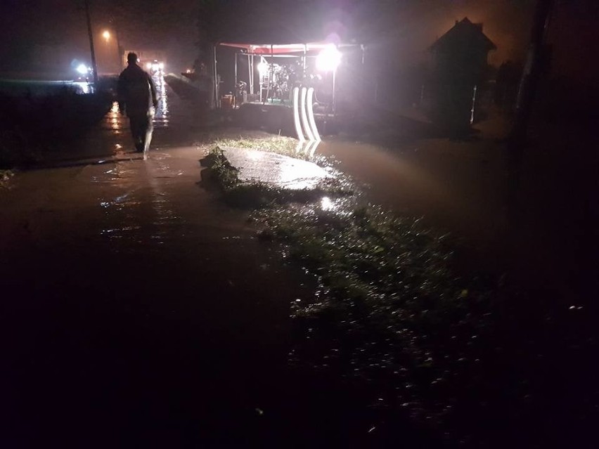 Sytuacja powodziowa w woj. śląskim 24.09.2017. Strażacy interweniowali 161 razy