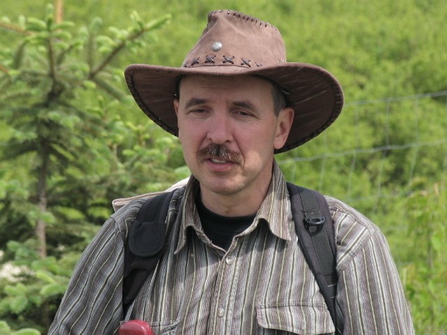 Zbigniew Rudziński jest szefem Polskiego Towarzystwa Turystyczno - Krajoznawczego w Gorzowie i autorem przewodników turystycznych