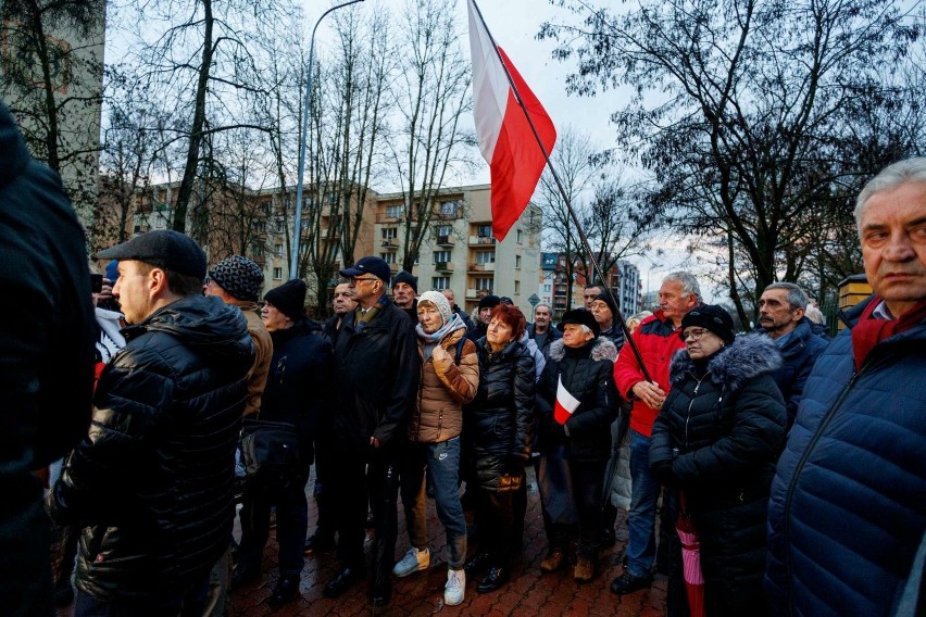 Protest przed TVP 3 Białystok
