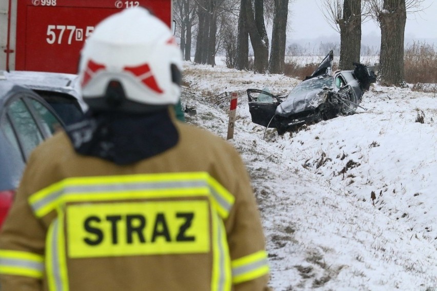 Wypadek na DK15 w Ligocie pomiędzy Trzebnicą a Miliczem...