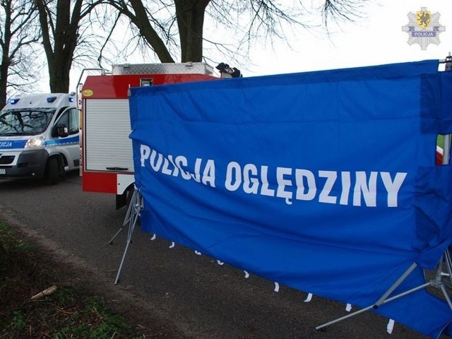 Tuż po godz.13 na drodze wojewódzkiej, kilka kilometrów za Baruchowem w kierunku na Gostynin doszło do tragicznego w skutkach wypadku.