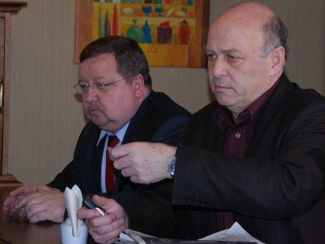 Zjazd Polskiego Związku Piłki Nożnej w Kielcach. Na zdjęciu Zdzisław Kręcina (z lewej) oraz prezes Grzegorz Lato (z prawej).