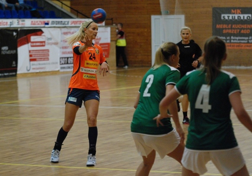 I liga piłki ręcznej kobiet. Korona Handball Kielce - MTS Żory 26:22 