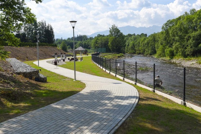 Strefa rekreacyjna - plaża - w Poroninie