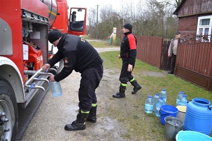 Koniecpol. Dramatyczny apel: Niech pani premier przyjedzie i zobaczy, jak żyjemy [ZDJĘCIA, FILM]