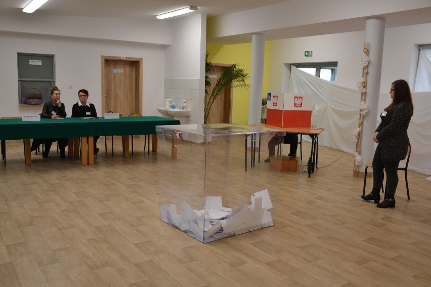 Wybory w gminie Bałtów. Mieszkańcy wybierali nową Radę Gminy [ZDJĘCIA]