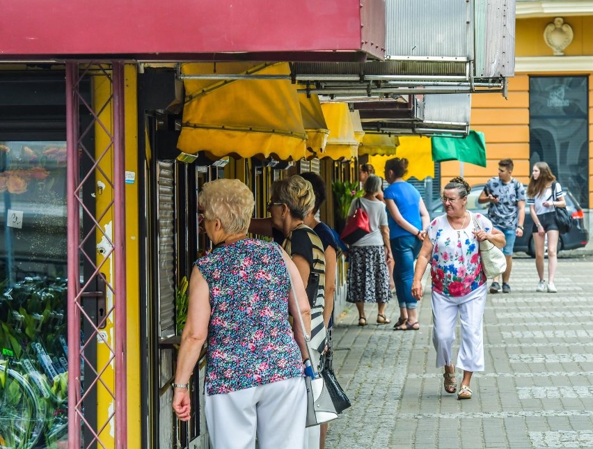 Plac Wolności ma się zmienić. Właściciele kwiaciarni niepokoją się o swój los