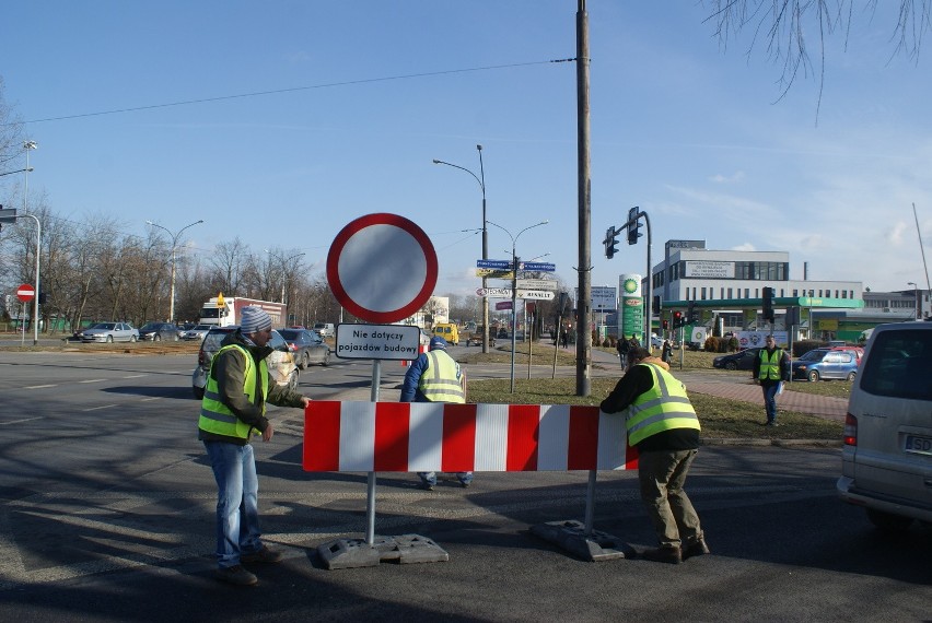 Przebudowa ul. Majakowskiego potrwa do października 2015...