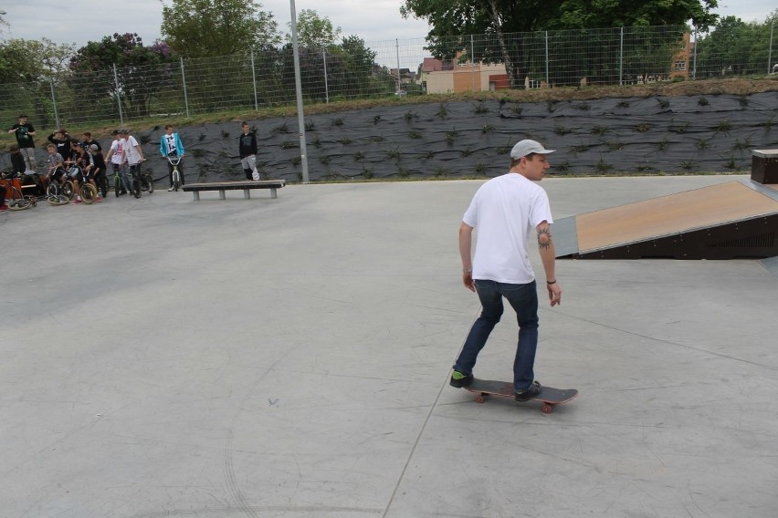 Pokaz ekstremalnej jazdy na skateparku [FOTO]