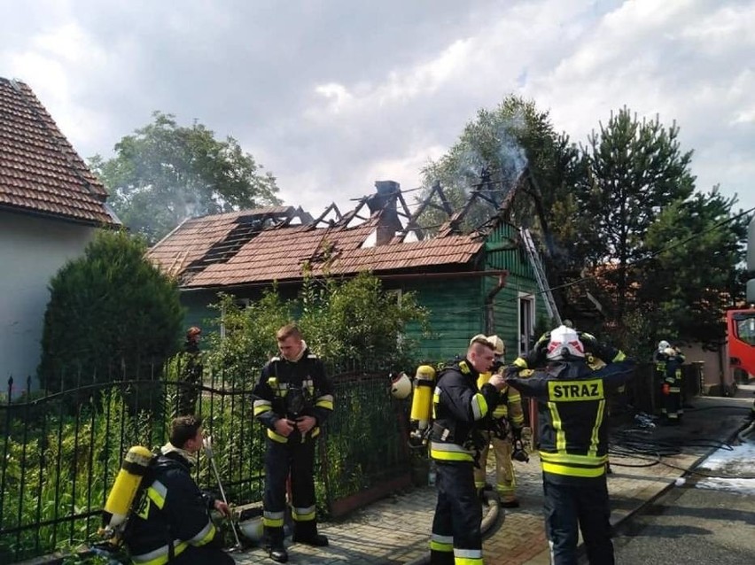 Barcice. Stracili dom w pożarze. Wiele firm i okolicznych mieszkańców zaangażowało się w pomoc pogorzelcom