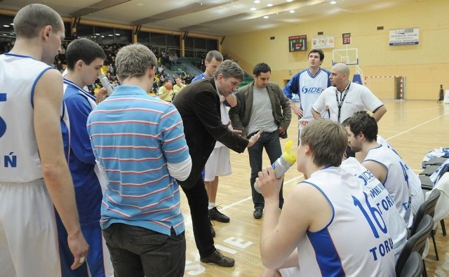 Koszykarze toruńskiej drużyny przyłączyli się do akcji "Szlachetna Paczka"