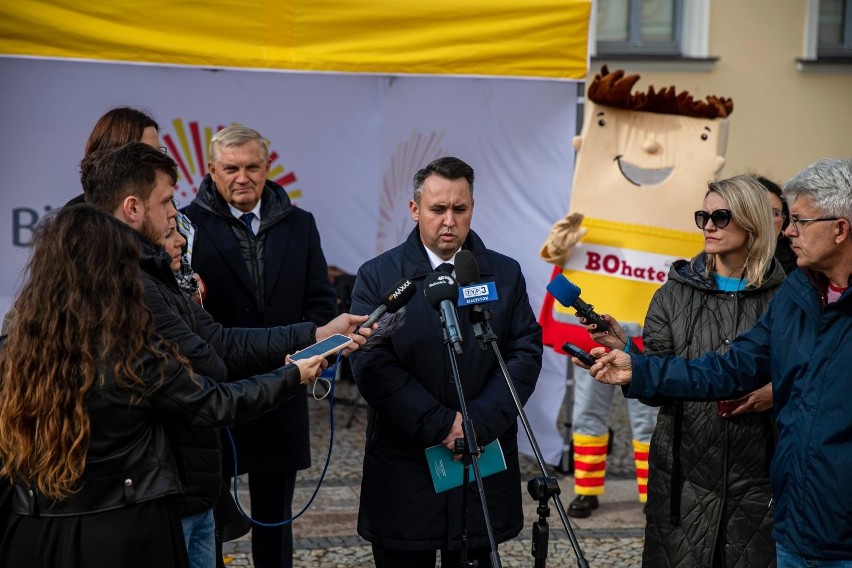 03-10-2022 bialystok konferencja budzet obywatelski fot....