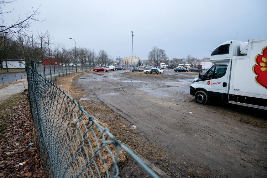 Parking P&R przy Szymanowskiego ma kosztować 4,5 mln zł....