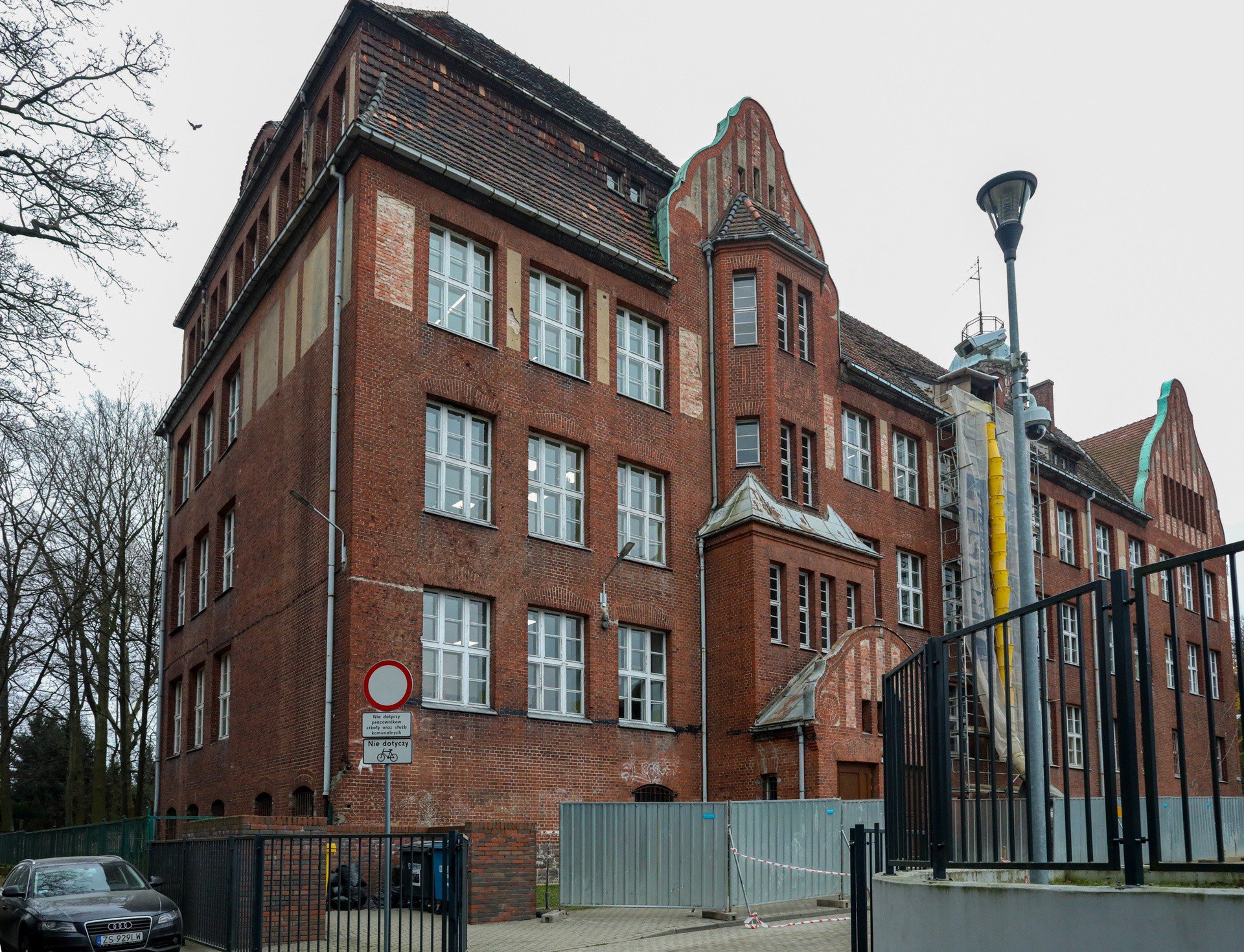 Rusza przebudowa Technikum Technologii Cyfrowych w Szczecinie. Koszt to