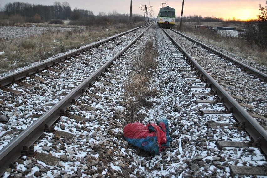 Gmina Przysucha. Śmiertelny wypadek na torach kolejowych w Zbożennie