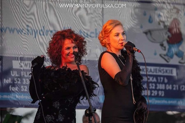 Anita Urban i Anna Michalak oczarowały publiczność w Silnie. Te głosy, te stroje i te piosenki...Ach, jak przyjemnie...
