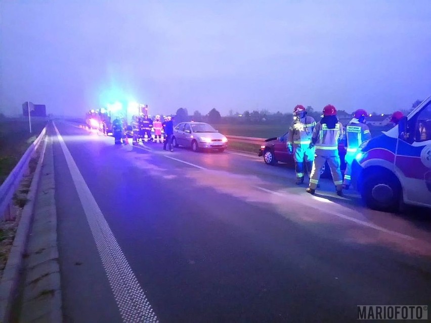 Wypadek w Opolu-Czarnowąsach. Jedna osoba poszkodowana w zderzeniu dwóch aut