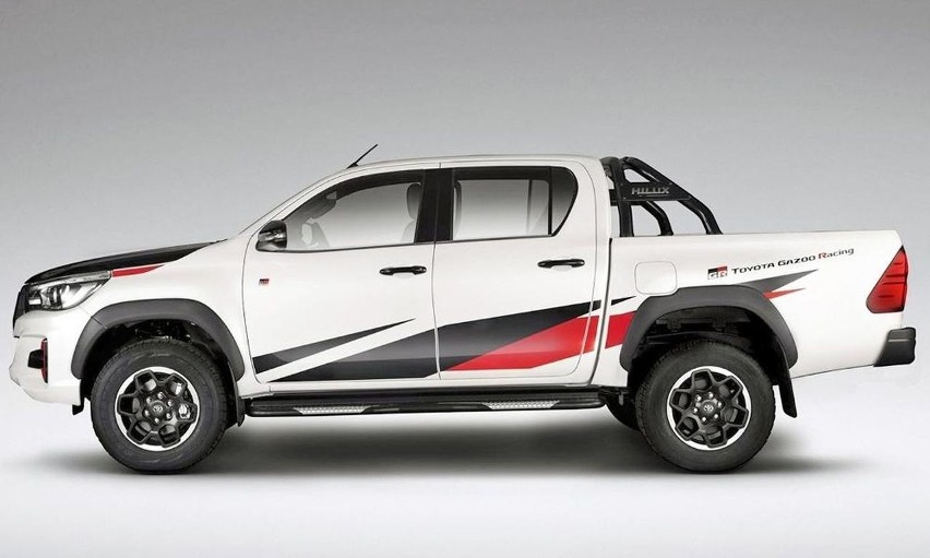 Toyota Hilux GR Sport...