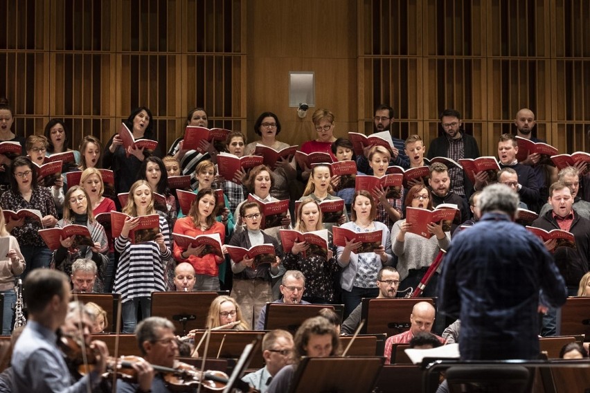 Chór Opery i Filharmonii Podlaskiej prowadzony jest przez...