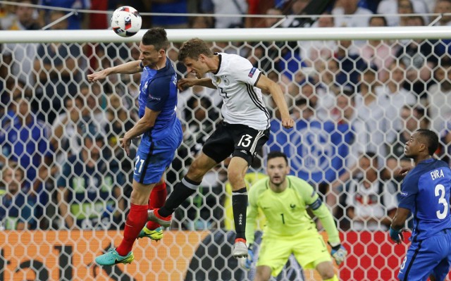 Francja w finale Euro 2016. W półfinale trójkolorowi pokonali Niemców 2:0.