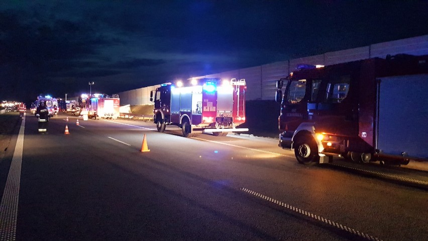 Śmiertelny wypadek na A2. Zderzenie na autostradzie koło...