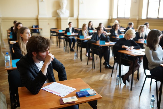 MATURA 2016 WYNIKI. Dziś maturzyści dowiedzą się, jak poszły im egzaminy [WYNIKI MATURA 2016]