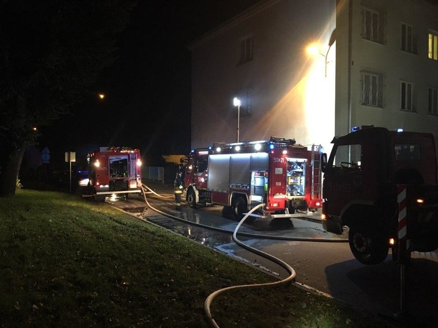 Nocny pożar na poddaszu kamienicy przy ul. Krasickiego w Oświęcimiu