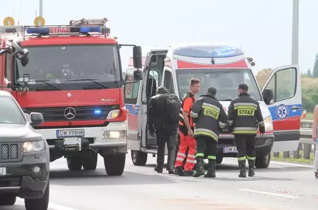 4 osoby zostały poszkodowane w wypadku na DK49 pomiędzy Oławą a Brzegiem.
