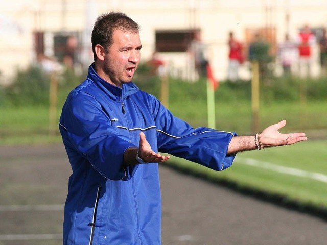 Trener Ryszard Federkiewicz.