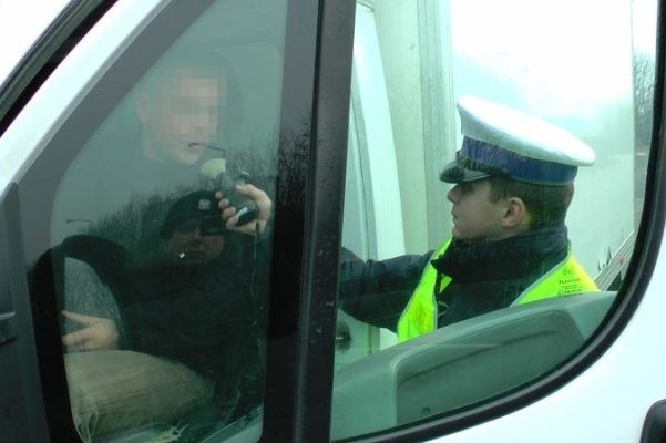 Szczególną uwagę policjanci zwracają na nietrzeźwych kierowców.