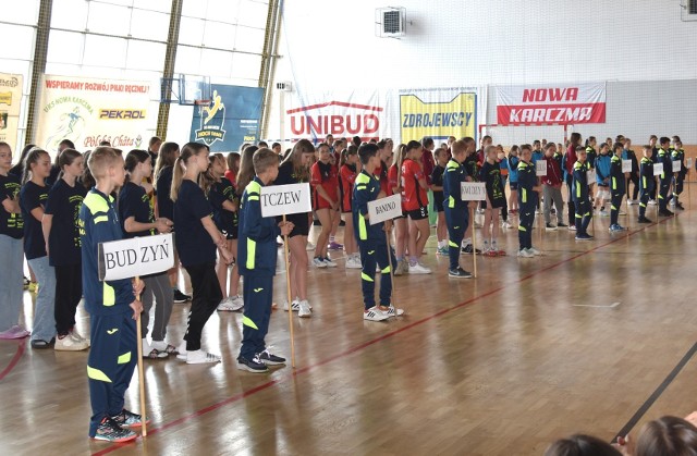 W Festiwalu Piłki Ręcznej w Nowej Karczmie brały udział drużyny z różnych zakątków Polski.
